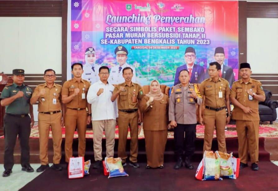 Bupati Kasmarni <i>Launching</i> Pasar Murah Bersubsidi Tahap II, Tahun Ini Pemkab Bengkalis Serahkan 148.500 Paket Sembako ke Masyarakat