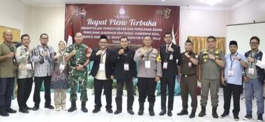 bhasil-rapat-pleno-rekapitulasi-perhitungan-suara-pemilihan-bupati-rohul-paslon-antonsyafaruddin