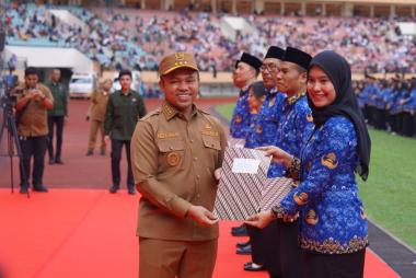 bribuan-pppk-pemprov-riau-dilantik-gubernur-wahid-tekankan-profesionalisme-dan-penguasaan
