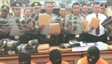 warga-padanglawas-sumut-ditangkap-dari-dalam-bus-jurusan-pekanbarusurabaya-bawa-37-kilogram-ganja