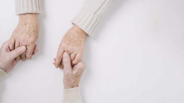 Cinta Sehidup Semati seperti Dongeng, Pasangan Suami Istri Berusia di atas 70 Tahun Ini Meninggal Bersamaan Berselang 6 Menit