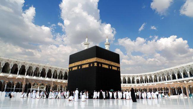 <b>Kedapatan Bawa Senjata Tajam, Calon Jemaah Haji Asal Embarkasi Palembang tak Bisa Berangkat</b>