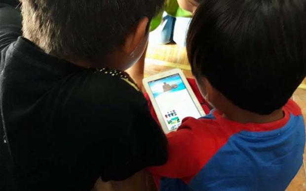 Gubernur Riau Segera Teken Surat Edaran Larangan Gunakan <i>Smartphone</i> bagi Anak di Bawah Umur