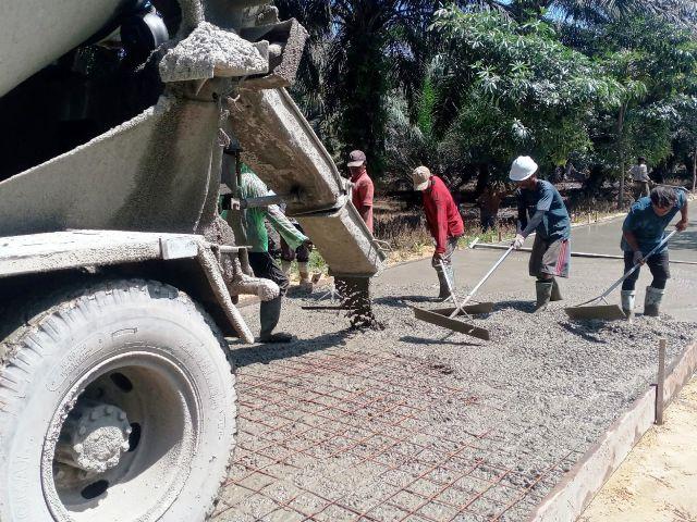 Jalan di Dumai dan Pekanbaru Kembali Mulus, Warga dan Wali Kota Berterima Kasih kepada Pj Gubri