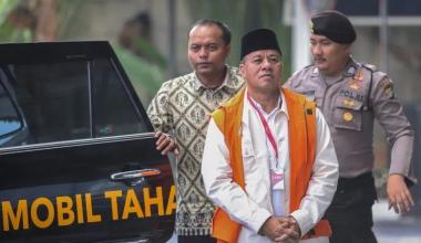 bkpk-ungkap-bupati-nonaktif-kuantan-singingi-diduga-potong-tpp-asn-hingga-50-persenb