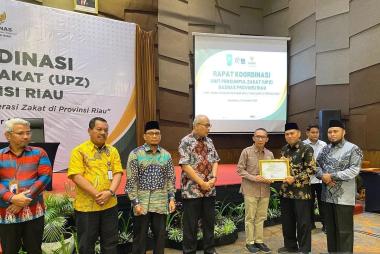 mitra-pendukung-ipayroll-systemi-brk-syariah-terima-penghargaan-dari-baznas-riau