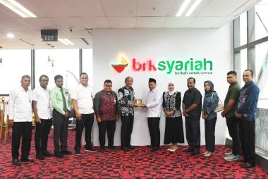 bdiskusi-terkait-penambahan-modal-bapemperda-dprd-kabupaten-rokan-hulu-sambangi-kantor-pusat-brk
