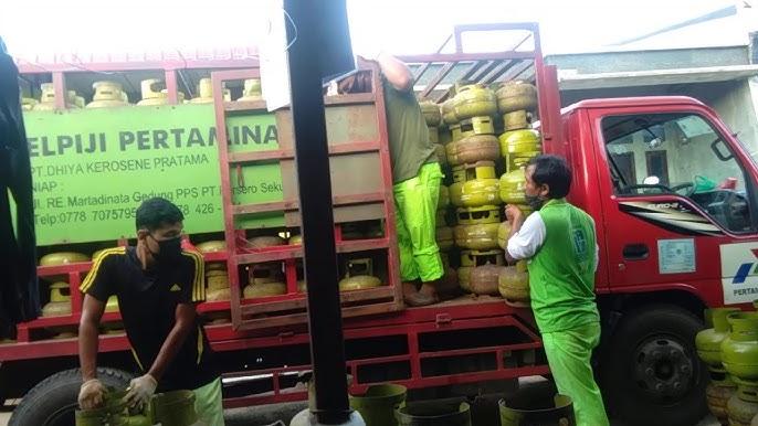 <b>Pastikan Distribusi LPG 3 Kg Bersubsidi Berjalan Lancar dan tak Disalahgunakan, Ditreskrimsus Polda Riau Turunkan Tim Pengawas</b>
