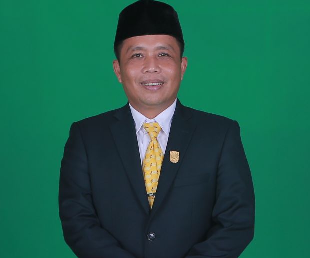 Loyalis Andi Rachman di Siak Ini <i>Legowo</i> Syamsuar sebagai Ketua Golkar Riau