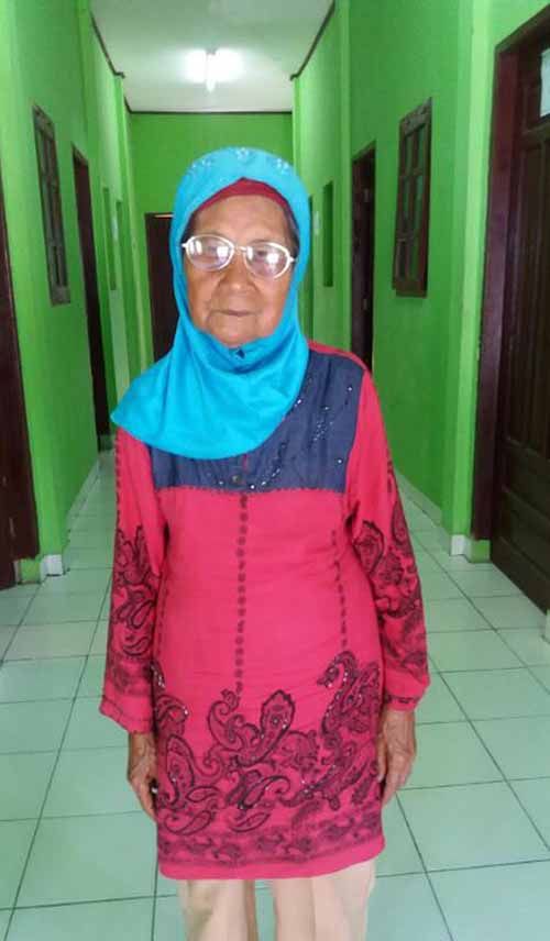 Nenek Fatimah Asal Kabupaten Agam Sumbar Ditemukan Kebingungan di Dumai