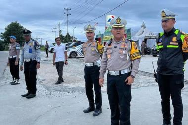 bdirlantas-polda-riau-pantau-langsung-arus-balik-lebaran-dari-sumbar-ke-riaub