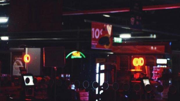 Kelakuan Nakal Oknum Hakim di Sumut Terkuak saat Tepergok Karaoke dengan Wanita bukan Istrinya