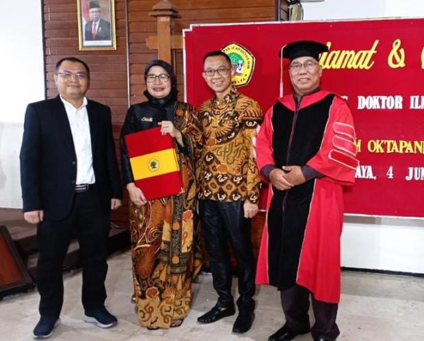 Silm Oktapani, Dosen Unilak Raih Gelar Doktor dari Untag Surabaya