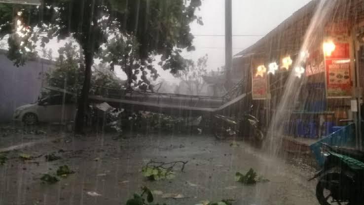 Waspada, Sore hingga Dini Hari Sejumlah Daerah di Riau akan Diguyur Hujan Badai