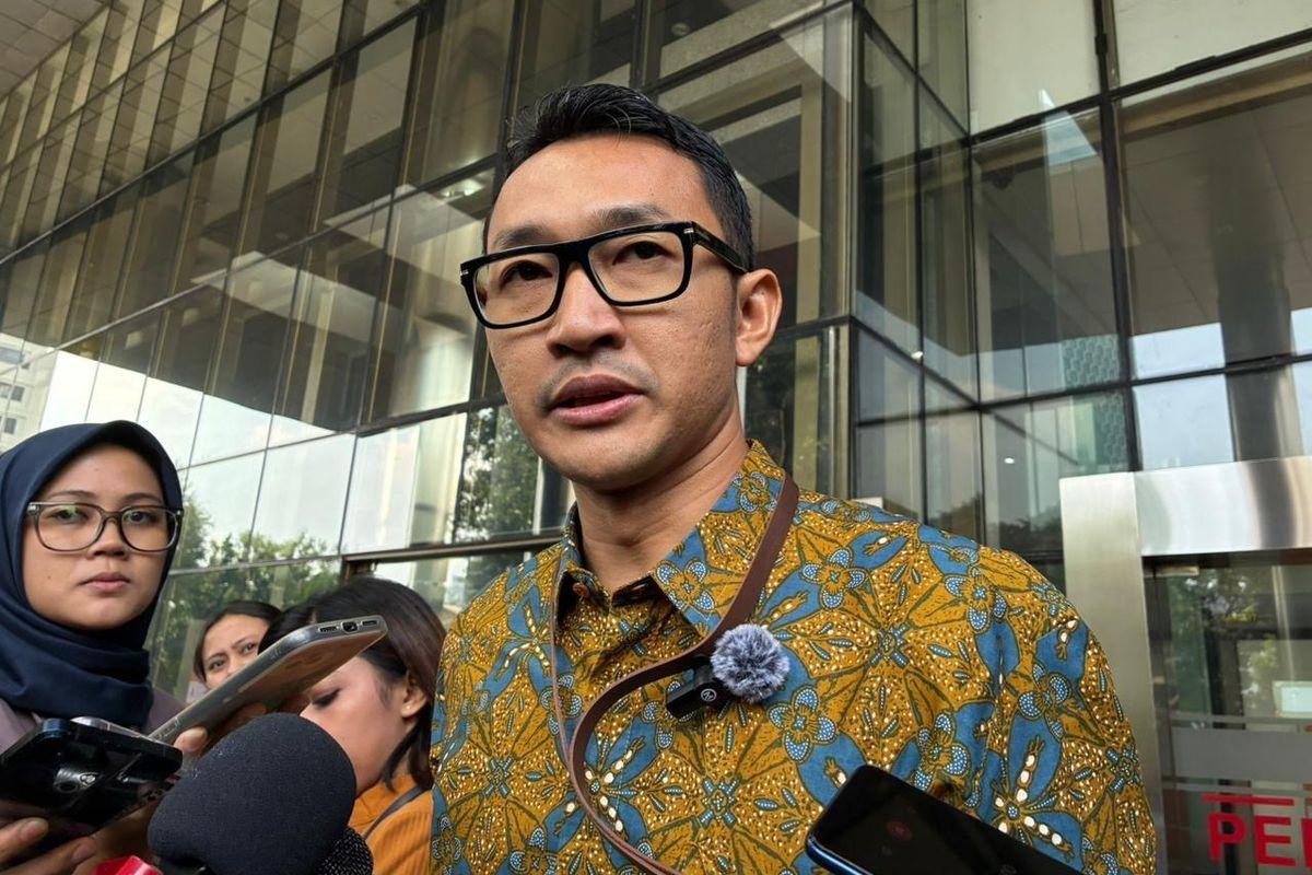 <b>KPK Panggil 2 Tersangka Korupsi Pengadaan Lahan Jalan Tol Trans-Sumatra</b>