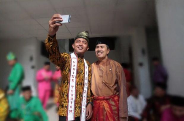 Wakili Riau di Ajang <i>Mister Marine Tourism</i> 2017, Pemuda Tampan Asal Siak Ini Selalu Ingat Pesan Syamsuar