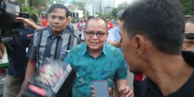 Sekda Dumai Pilih Tutup Mulut Usai Diperiksa KPK Soal Peoyek Jalan di Kabupaten Bengkalis