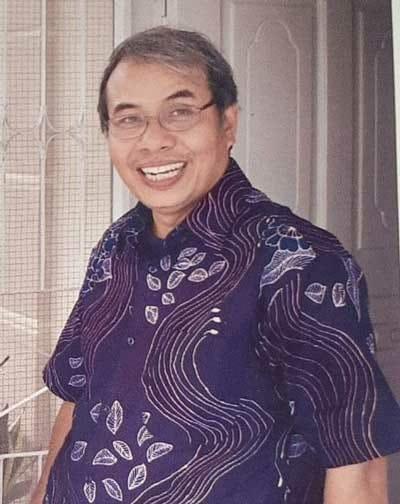 Raja Isyam Azwar di Mata Yusmar Yusuf; Terobosan Jenial dalam Gelombang Zaman