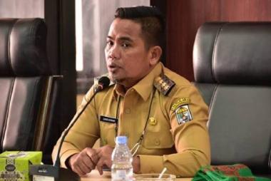 bbupati-pelalawan-jangan-setelah-dilantik-jadi-pppk-langsung-ceraikan-istri-atau-suamib