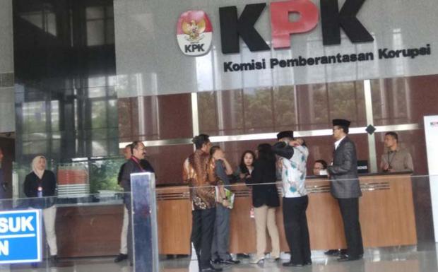 Bupati dan 3 Eks Anggota DPRD Dipanggil KPK Terkait Kasus Korupsi Jalan di Bengkalis