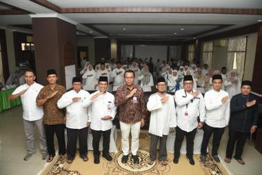 binovasi-baru-jch-nasabah-brk-syariah-tanjungpinang-ikuti-praktik-manasik-hajib