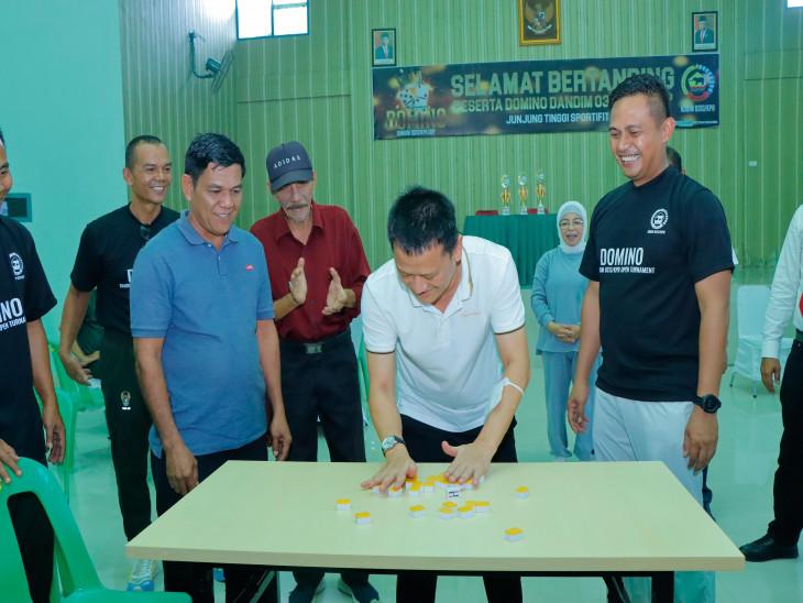 Pj Bupati Kampar Buka Turnamen Domino Piala Dandim 0313