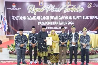 bafnisyamsurizal-ditetapkan-sebagai-bupati-dan-wakil-bupati-siak-terpilihb