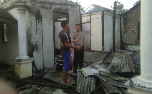 Kasihan Warga Desa Airmas Pelalawan Ini, Rumahnya Terbakar saat Malam Takbiran