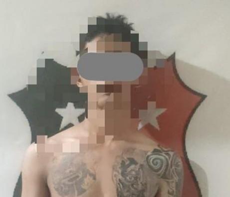 <b>Ini Jarang Terjadi !! Seorang Maling Tertangkap Gara-gara Bau Parfum yang Dipakainya Sangat Menyengat</b>