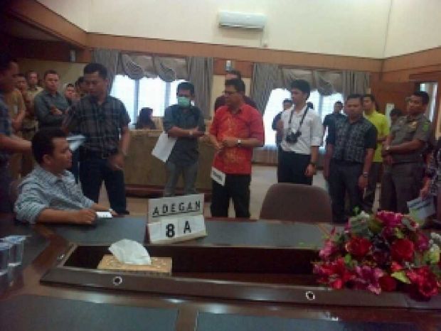 Kasus Suap APBD, Mantan Anggota DPRD Riau Kirjauhari Segera Disidang di Pekanbaru