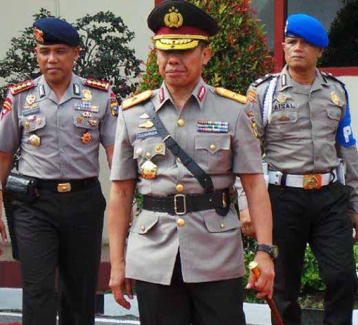 Kapolda Riau Brigjen Zulkarnain Laporkan Pimpinan Salah Satu Perusahaan di Pekanbaru ke Polisi