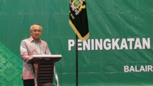 Kala Gubernur Riau Arsyadjuliandi Rachman ”Disentil” Sang Adik, Juni Rachman...