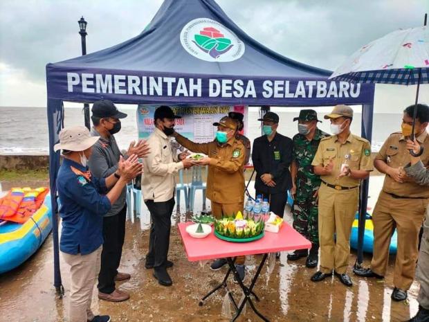 Hujan tak Halangi Bupati Bengkalis Resmikan Festival Budaya Bahari Pantai Indah Selatbaru Tahun 2021