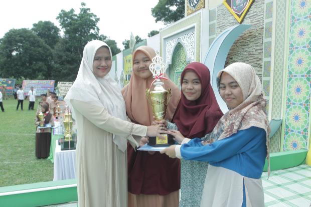 Bupati Surya Ucapkan Selamat kepada yang Menang dan Tetap Semangat bagi yang belum…