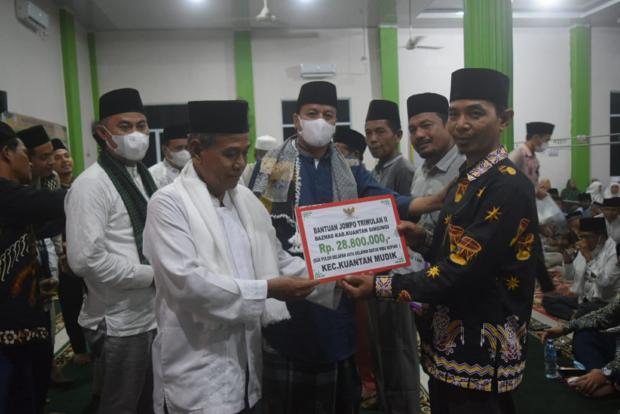 Pesan Plt Bupati Kuansing kepada Jemaah Masjid Nurul Jihad Kuantan Mudik Jangan Mudah Termakan Isu!