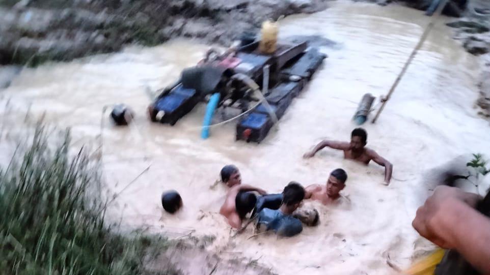 <b>PETI di Kuantan Singingi Lagi-Lagi Makan Korban, Seorang Pekerja Tewas</b>