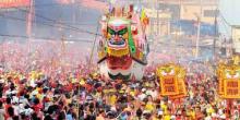 ikuti-festival-bakar-tongkang-puluhan-ribu-manusia-dari-berbagai-negara-bakal-banjiri-jalan-di