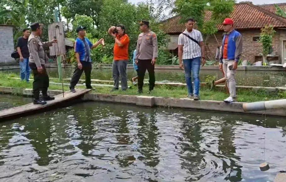 Dua Bocah Berusia Balita Meregang Nyawa Tercebur ke Kolam Ikan Patin