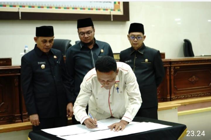 <b>DPRD Indragiri Hilir Paripurnakan Pertanggungjawaban APBD 2024 dan Penyampaian Pengantar KUPA-PPAS 2025</b>
