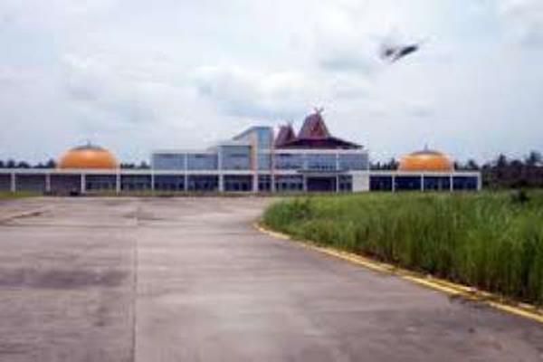 Pemprov Riau Serahkan Pengelolaan Bandara Tempuling ke Kemenhub