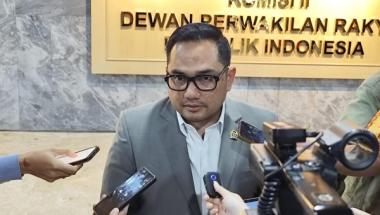 bcegah-korupsi-komisi-ii-dpr-ri-usul-kepala-daerah-dapat-insentif-padb