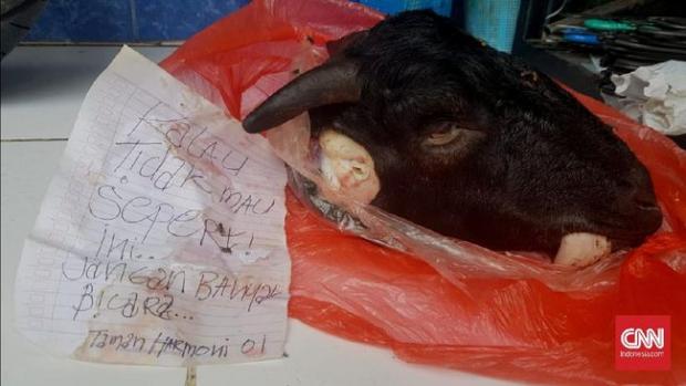Ketua Pemantau Pemilu Dikirimi Kepala Kambing dan Sepucuk Surat Bernada Ancaman Pembunuhan Jam 4.30 Pagi