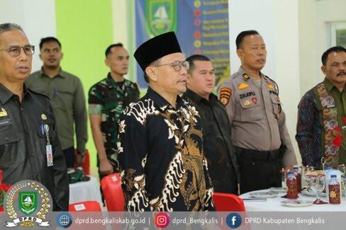 Kunjungan Tim Pengawas dan Evaluasi TMMD ke-118, Ketua DPRD Bengkalis Apresiasi TMMD Bathinsolapan