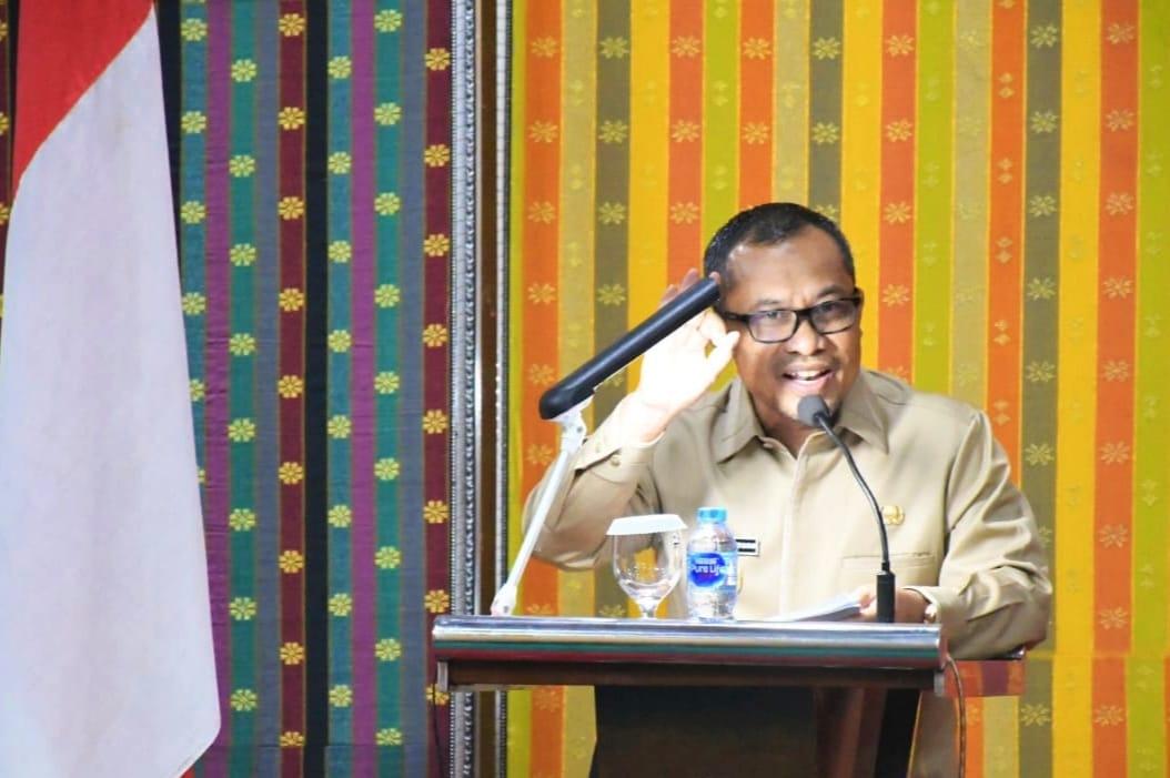Bupati Bengkalis Jawab Pandangan Umum Fraksi tentang Penyampaian APBD TA 2024