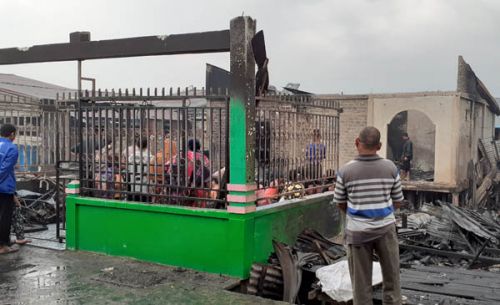 Rumah Guru MTs Ishlahiyah Panipahan Rokan Hilir Terbakar
