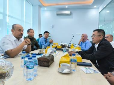 pwi-riau-dan-bpjs-ketenagakerjaan-jalin-kerja-sama-perlindungan-keselamatan-kerja-wartawan