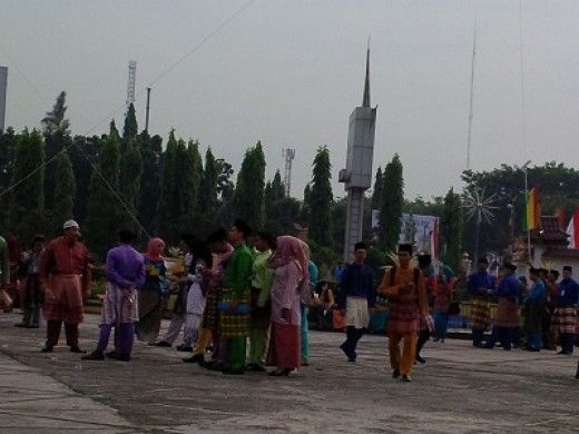 ASN Bandel Ini Bikin Upacara HUT ke-59 Provinsi Riau di Halaman Kantor Gubernur Tak Berjalan Khidmat