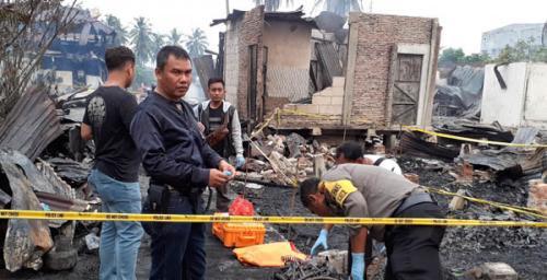 Kebakaran Hebat di Bagansiapiapi, 2 Tewas dan 13 Rumah Hangus