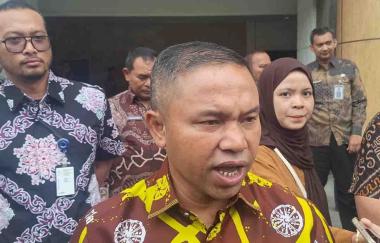bhonorer-nonidatabasei-di-lingkungan-pemprov-riau-didata-ulang-gubernur-skemanya-paruh-waktub
