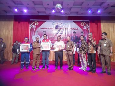 raih-csr-award-bengkalis-phr-dinilai-sukses-jaga-ekosistem-dan-antisipasi-konflik-gajahmanusia